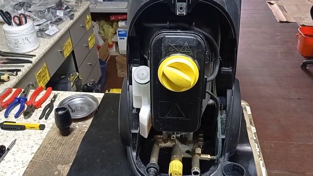 04/22 Karcher Xpert HD7125. Не включается.