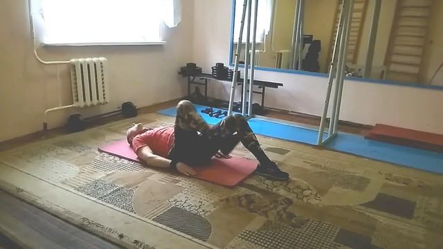 УПРАЖНЕНИЯ ДЛЯ МЫШЦ ЖИВОТА (9) смотреть онлайн