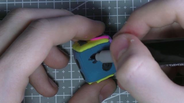 Как слепить Честера из воздушного пластилина. смотреть онлайн