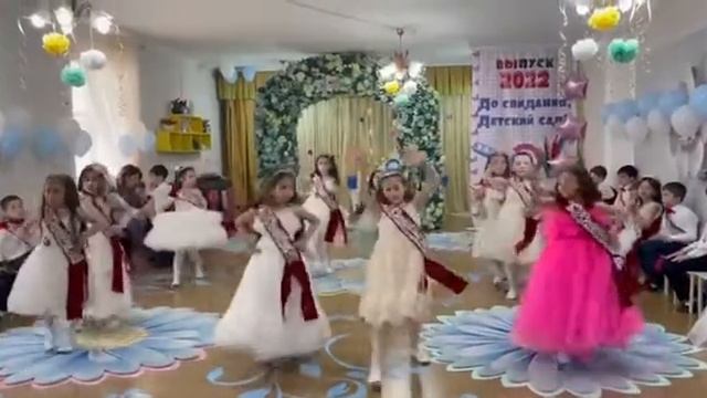 Танцуй добро ✨ выпускной утренник 2022 г
