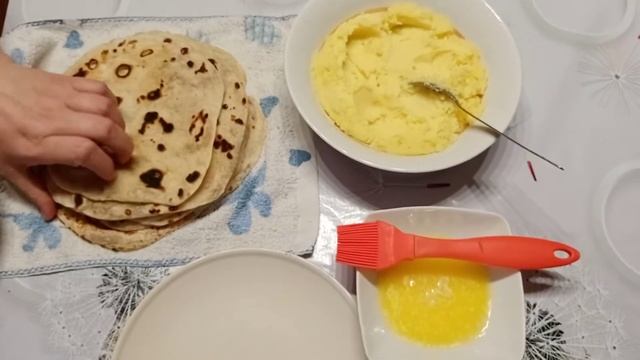 Кыстыбый. Татарская кухня | Кыстыбый-лепешки с картофельным пюре.Очень вкусно)