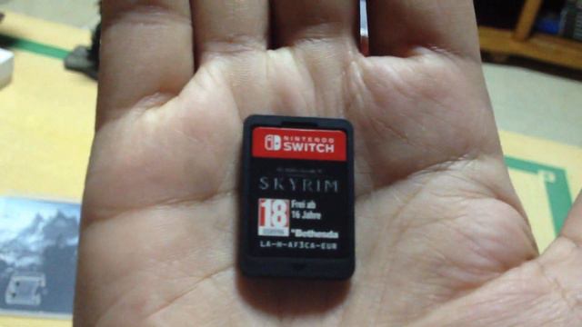 Skyrim on Nintendo Switch Unboxing + Bonus! смотреть онлайн