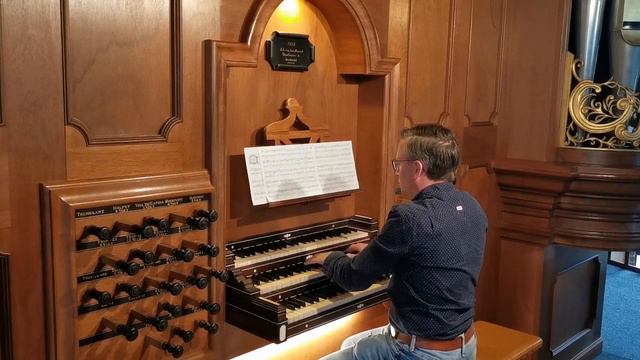 Corrette M. (1707-1795): Offertoire "L' Éclatante" смотреть онлайн