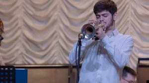 Адам Терацуян и джазовый оркестр Ростовского колледжа искусств.