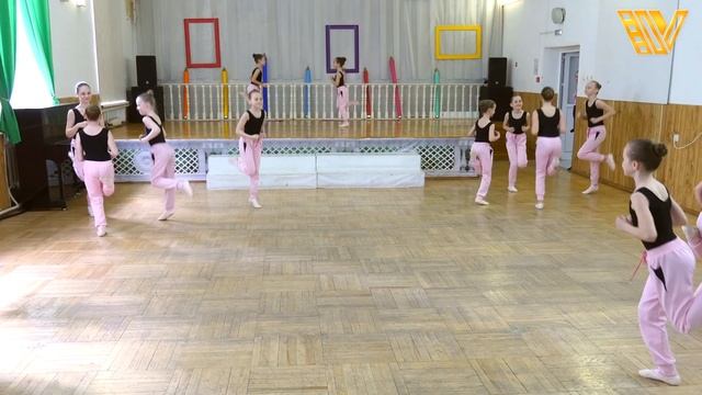 Dance - We love to dance. Children's choreography / Танец - Мы любим танцевать. Детская хореография