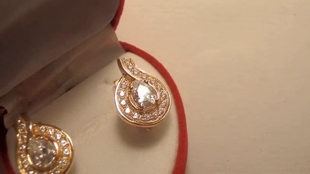 Золотые серьги