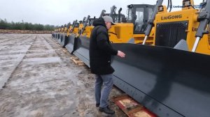 Бульдозеры LiuGong CLG B160. Обзор и сравнение.