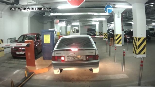 Подземная парковка "Гостиного двора" смотреть онлайн