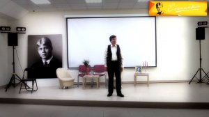 Любительский спектакль по стихам и документам Есенина показал творческий дуэт "Росяница"