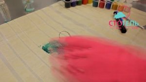 Как и чем удалить следы и пятна от красок, маркера, фломастеров, чернил ручки с обоев?