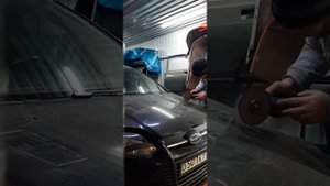 Режу капот на Форд Фокусе 3 под жабры. Установка жабр на Ford Focus 3