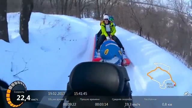 Надувной зимний буксируемый аттракцион Банан смотреть онлайн