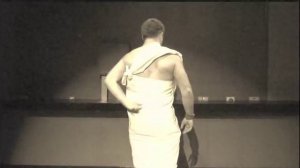 How to Make a Toga in 4 Steps!