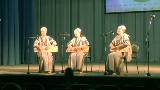 "По улице по широкой - волочебная, исп. ансамбль "Красная горка" смотреть онлайн