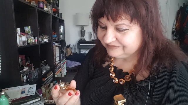 #ПАРФЮМЕРНЫЕ_МИНИАТЮРКИ.ДЛЯ ЧЕГО ОНИ НУЖНЫ? НОСТАЛьГИЯ ИЛИ ПРАКТИЧНОСТь? САМОЕ ЭМОЦИОНАЛьНОЕ ВИДЕО! смотреть онлайн