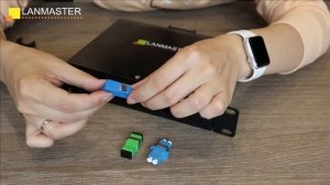 Оптические адаптеры LANMASTER, бесфланцевые со встроенной шторкой