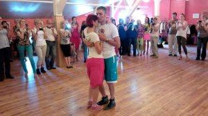 Балконная кизомба_под музыку/Two-by-four kizomba. Alex Malagor y Alex Stel.