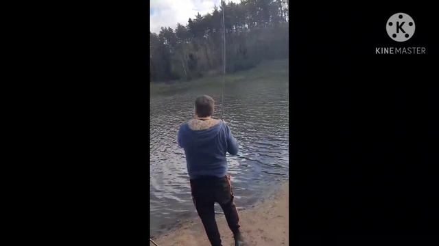 Ловля карпа на флэт,поп-ап пылик 8мм, рыбалка с пёселем:))) смотреть онлайн