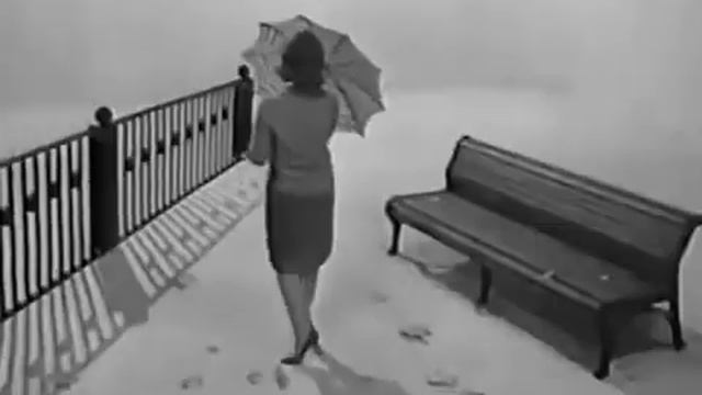 Плачет девочка в автомате. Исполняет Нина Дорда (1967 г)