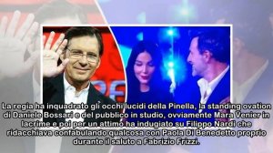 Isola, minuto di silenzio per Fabrizio Frizzi. Filippo Nardi ride con Paola Di Benedetto