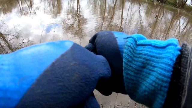 Рыбалка на поисковый магнит. Вытащил пулю. Опасное и увлекательное хобби. На дне реки. Магнит F120х смотреть онлайн