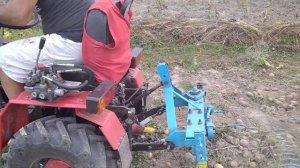 копалка утинный хвост и МТЗ 132н проще некуда