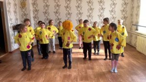 Весёлый танец  «Антошка» к 8 марта