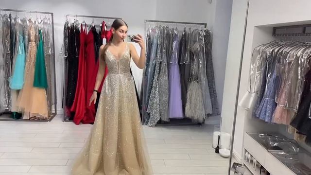 VLOG: рецепт тыквенного латте, примерка платьев на выпускной ? смотреть онлайн