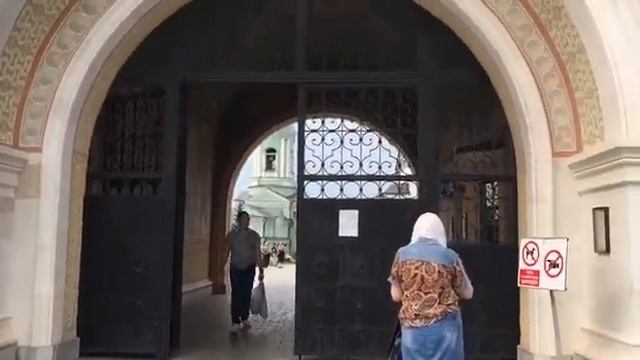 Оптина Пустынь "Невозмутимый кот" смотреть онлайн