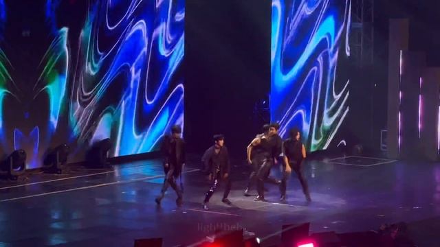 221202 Despacito - THE BOYZ смотреть онлайн