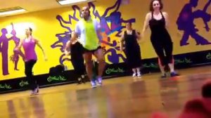 Tche tcherere tche tche - Gusttavo Lima By Kevin Garcia (ZUMBA)