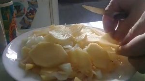 Картошка с сыром и майонезе без пакета в микроволновке
