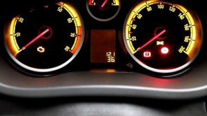 Корса д секретное меню температура двигателя, напряжение Аккум.. Corsa D Geheimmenü Motortemperatur