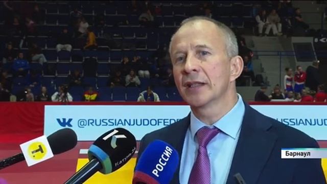 Первенство России до 18 лет. Барнаул. Итоги первого дня. смотреть онлайн