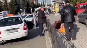 Приколы с машинами . Угар. Шутки . Смех . Тролят таксистов . Приколы над водителями . Ереван