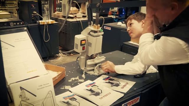 Ручная литьевая машина для пластмасс