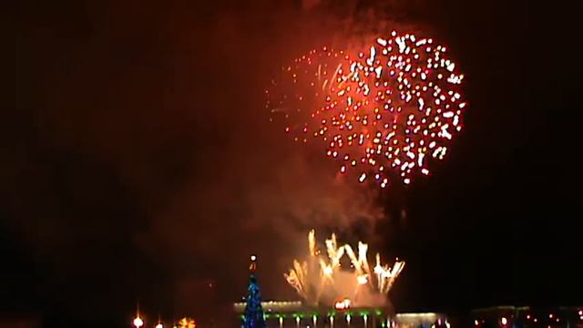 новогодний салют набережные челны смотреть онлайн