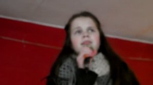 Один раз в год! Поёт ОЛЯ ГВОЗДОВСКАЯ 13 лет. Простая девочка-провинция