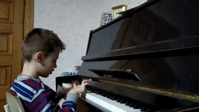 Талант гра на піаніно без навчання #піанино, #пианино, #pianino, #maestro смотреть онлайн