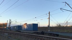 Тепловоз ТЭМ14-0032 с грузовым поездом