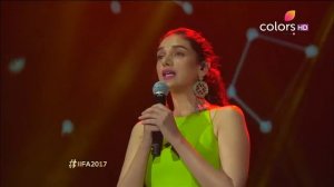 Aditi Rao Hydari Singing Live | Vaan Varuvaan | IIFA Rocks 2017 | A.R.Rahman | Kaatru Veliyidai | H