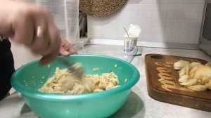 Овсяно-творожная запеканка с яблоками
