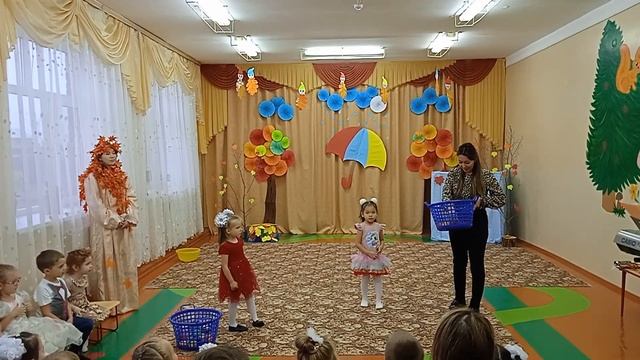Осенний утренник в средней группе МБДОУ Д/с "Тополёк" с.им.9 Января смотреть онлайн