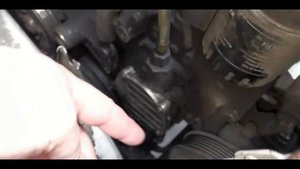 Замена прокладки вакуумного насоса вито 638 2.3 TD