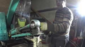 Ремонт миниэкскаватора замена металлических втулок на капролон выпресовщикам