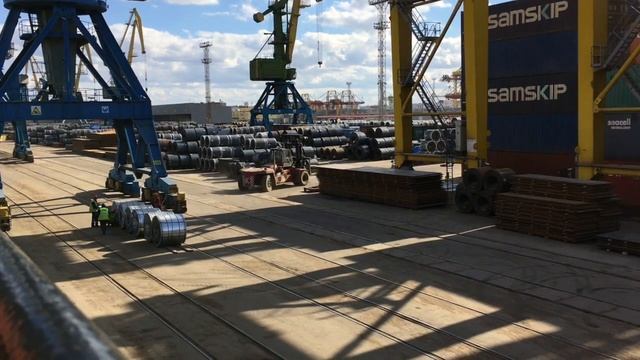 Вилочный погрузчики. Видео для детей. Forklift Trucks. Video For Children.