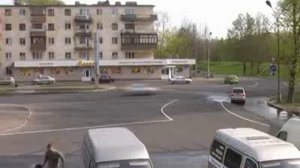 Так строго соблюдать ПДД могут тока у нас в России