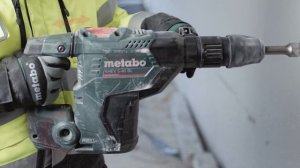 Metabo MHEV 11 BL 1500w SDS Max Chipping Hammer In Carry Case