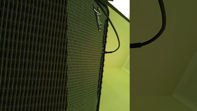 Fender 65 Twin Reverb reissue demo (clean) смотреть онлайн