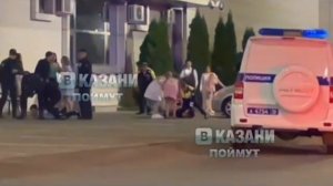 Полиция пыталась утихомирить казанцев, отмечавших свадьбу. Один сбежал в наручниках